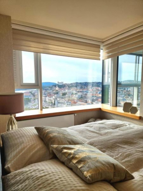 Majestic Golden View
